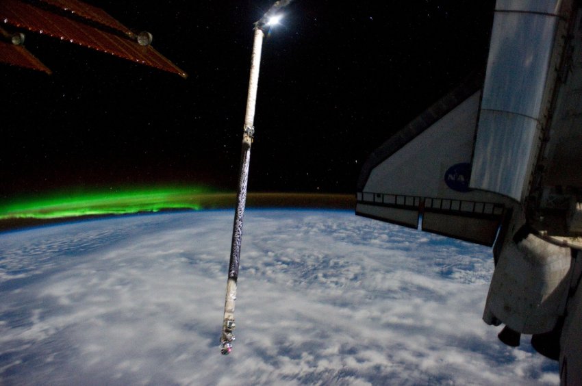 Blick von der ISS in Richtung Erde